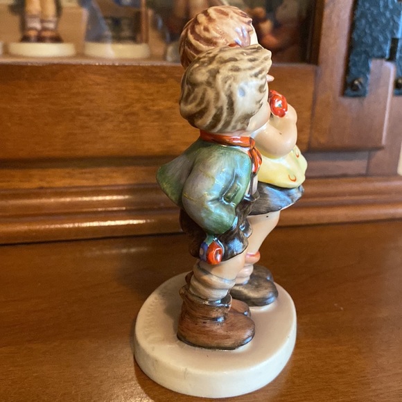 🧡TM5 ‘To Market’ Hummel Goebel #49 3/0 - Picture 6 of 9